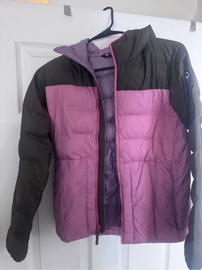 Big Agnes kids large Two-Tone Puffer Jacket in Mauve and Olive